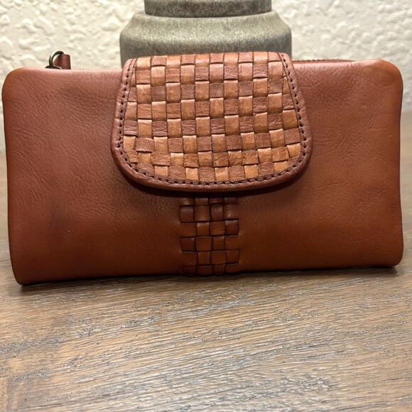 Great American Leatherworks Handbags - Great American Leatherworks Brown Woven Leather Bifold Wallet Cognac Brown Boho